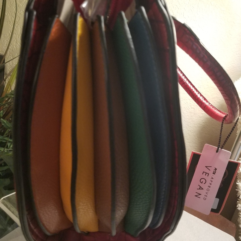 EXQUISITE HANDBAG NWT - Picture 12 of 15